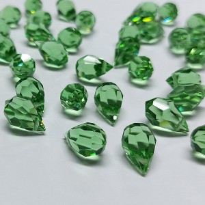 Cristal Gota Pendant MC Machine Cut  Drop Transparente Verde Peridot 15 x 9 mm 711092