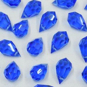 Cristal Gota Pendant MC Machine Cut  Drop Transparente Sapphire 10 x 6 mm 711397