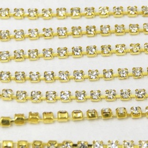 Fio de metal banhado em Dourado com strass cristal transparente ss 8,5 = 2,40 mm 712216